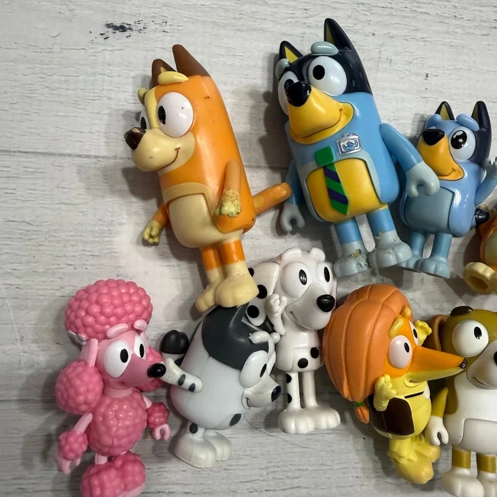 Bluey and friends figures bundle 10‎ total